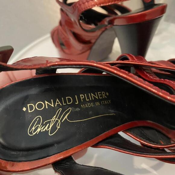 Donald J Pliner Cleva Gladiator Platform Heel Rust Red Patent 8 Excellent - Picture 5 of 8